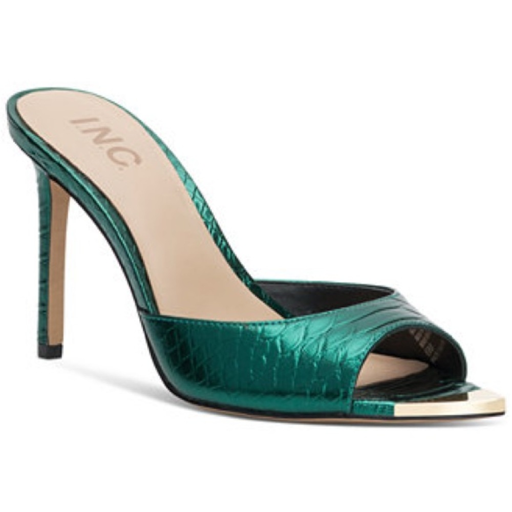 INC International Concepts Teal and Gold Heels - Amra